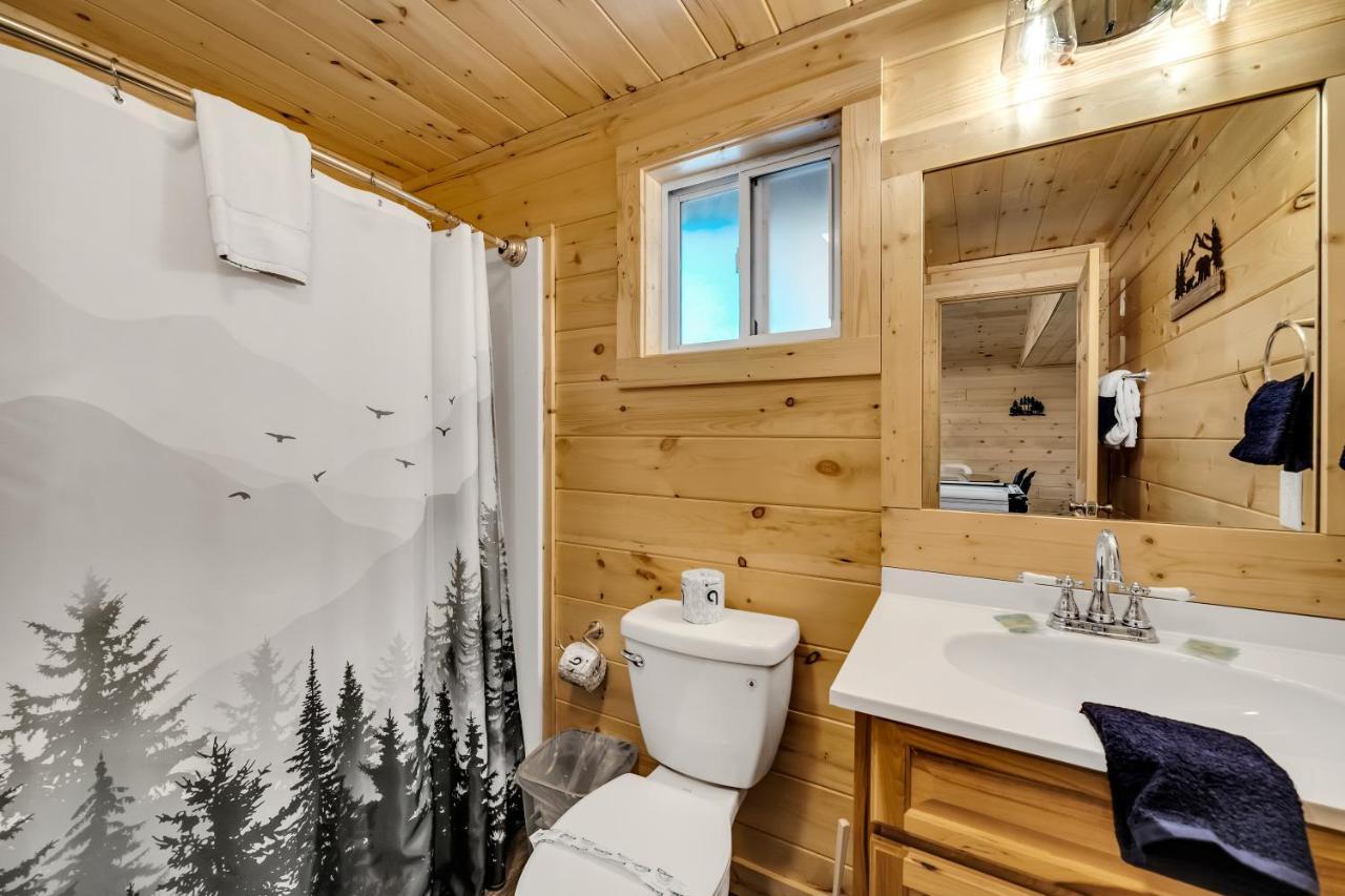 Whispering Winds, Hot Tub, Game Room, Wifi, 1089 Free Tickets Each Paid Day, Dollywood And More Gatlinburg Exterior photo