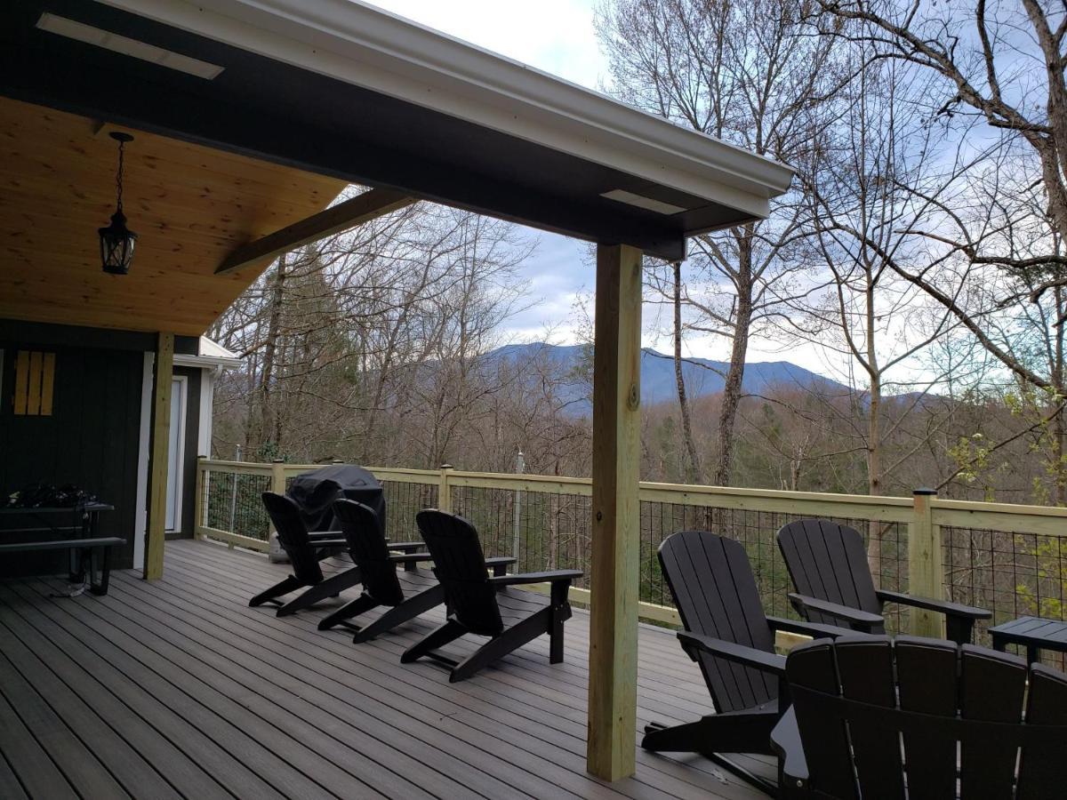 Whispering Winds, Hot Tub, Game Room, Wifi, 1089 Free Tickets Each Paid Day, Dollywood And More Gatlinburg Exterior photo